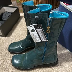Brand new authentic Versace Boots Sz 6 /36